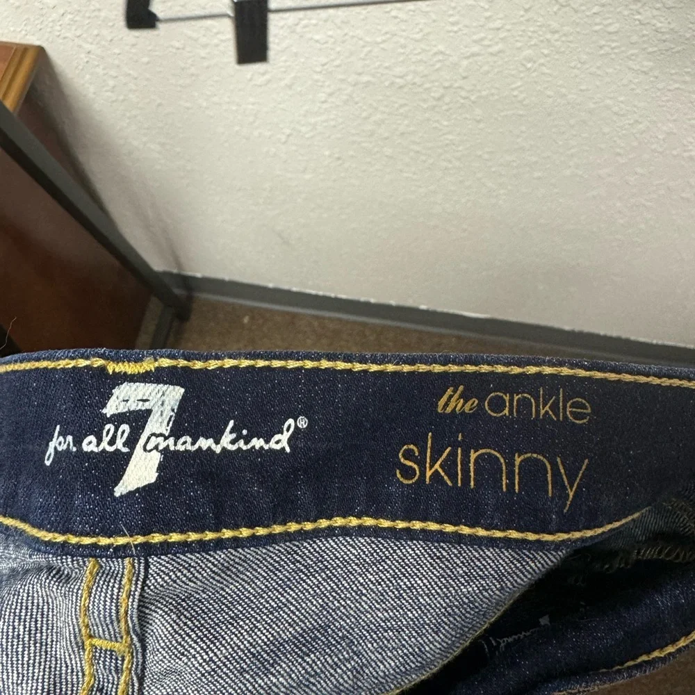 7 for All Mankind Jeans - Picture 4 of 5